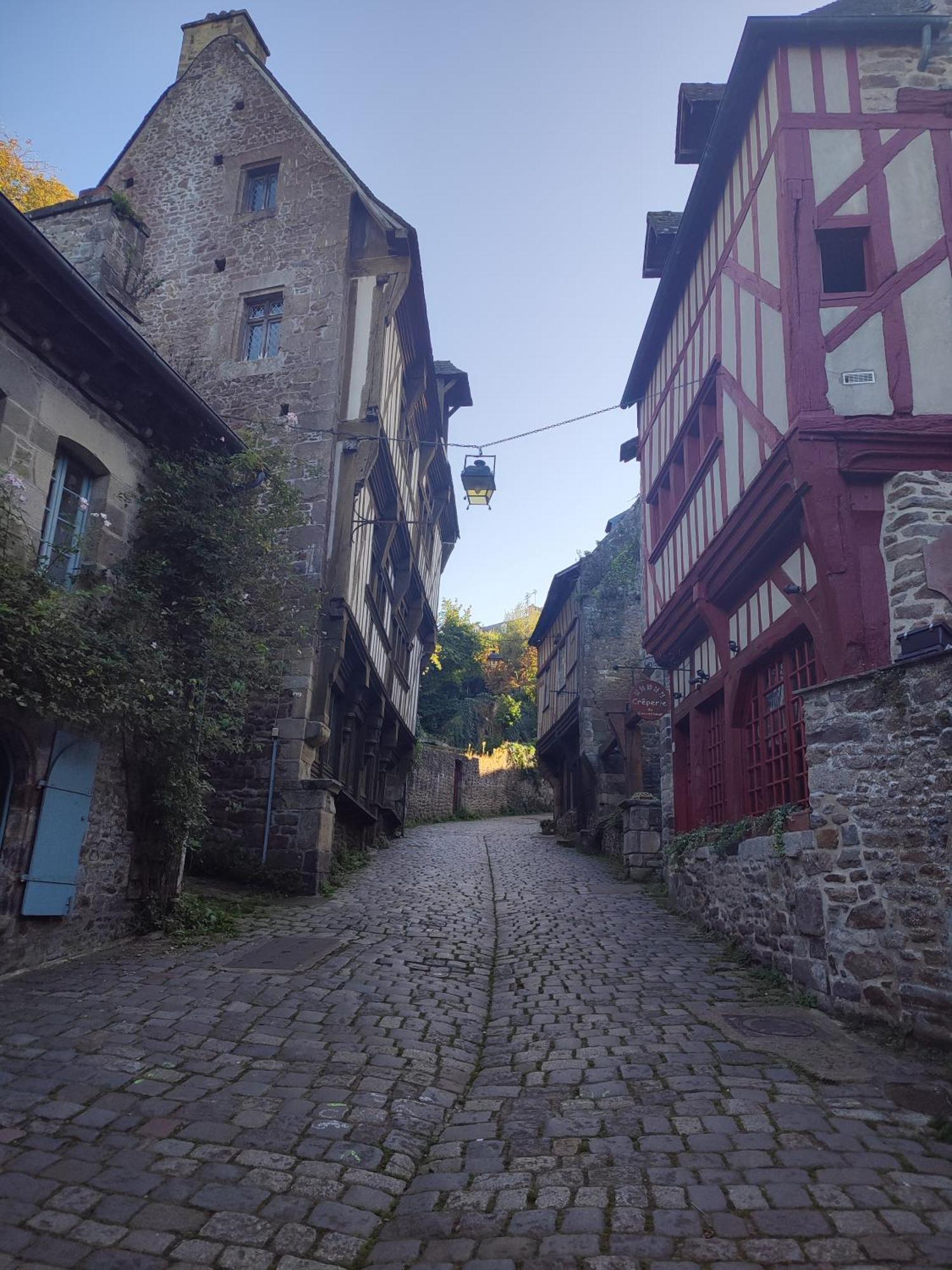 Gite Des Mezieres Brusvily Esterno foto